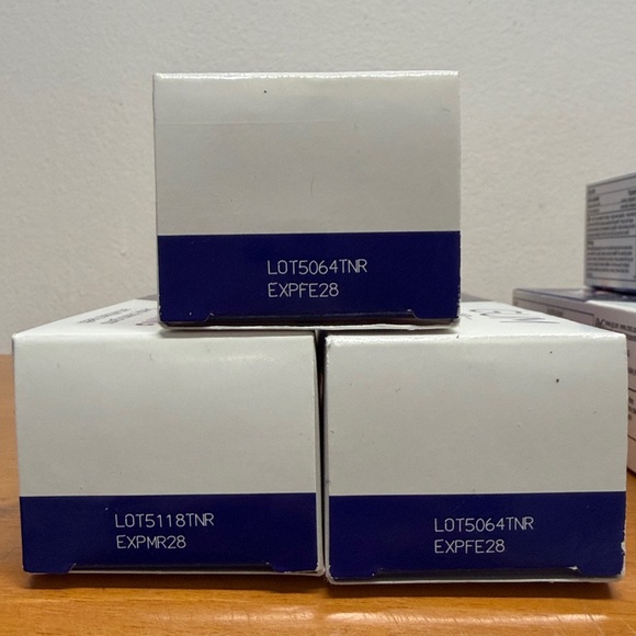 Crest Toothpaste Bundle #2 - Picture 2 of 3